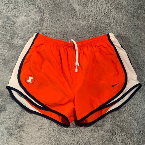 Nike Pants - Nike medium university of illinois Illini shorts